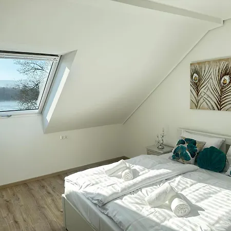 Duna Guest house Vac